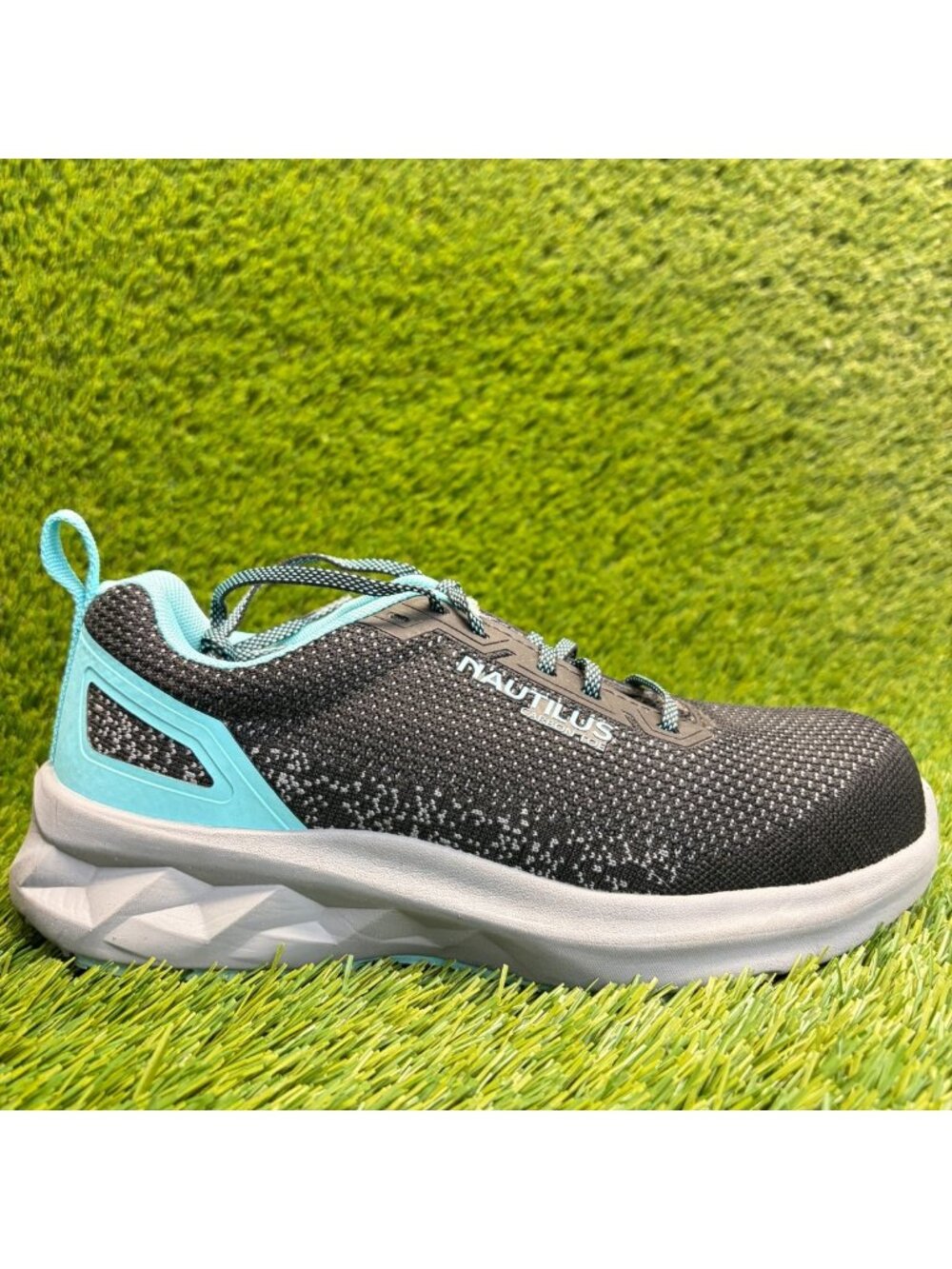 Nautilus Springwater Womens Size 7.5D Black Blue Composite Toe Safety Work Shoes